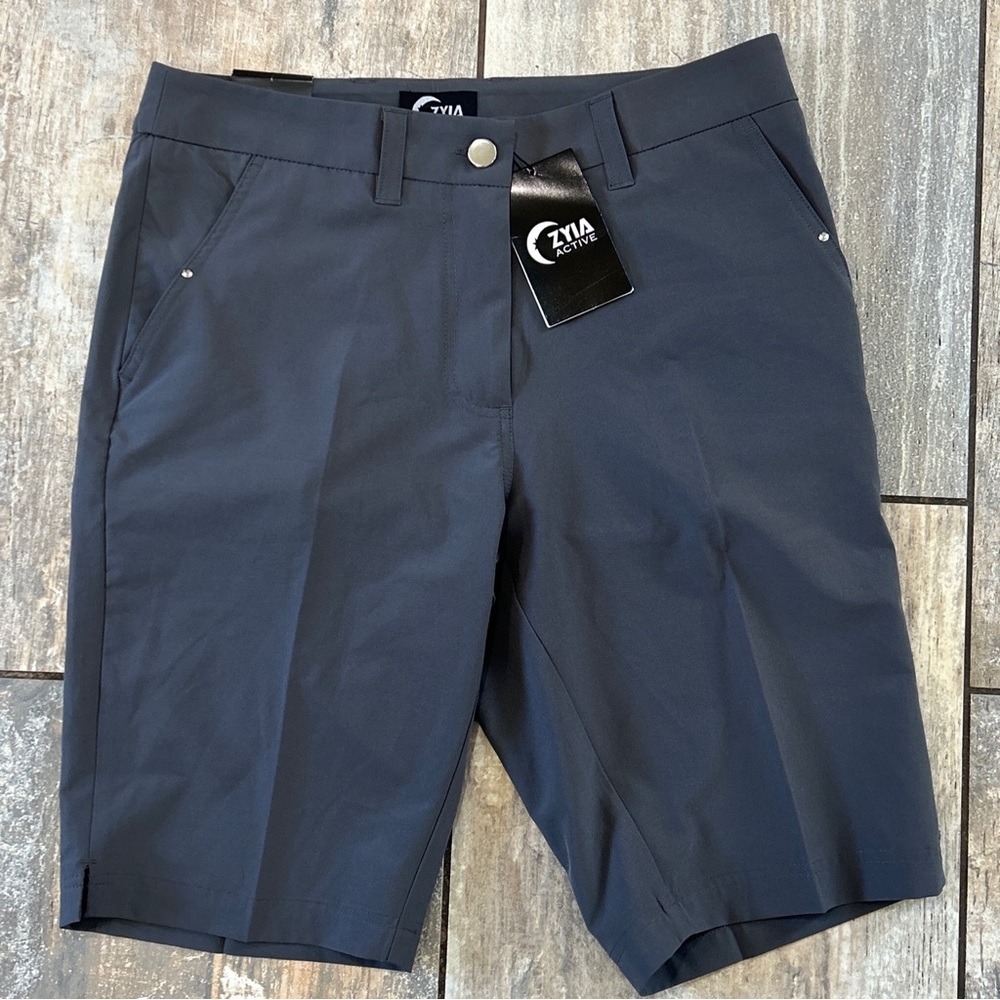 ZYIA Gray CLUBHOUSE Shorts Performance Fabric Size-Medium